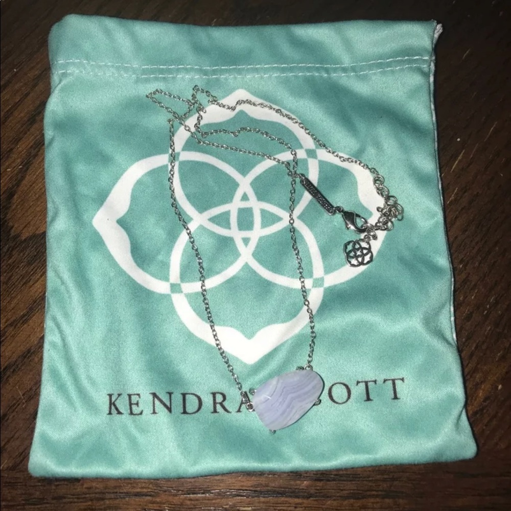 Kendra Scott Isla Necklace